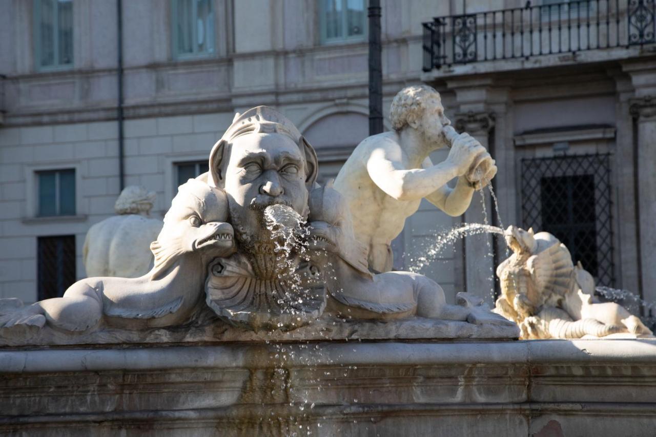 Navona - Tor Millina